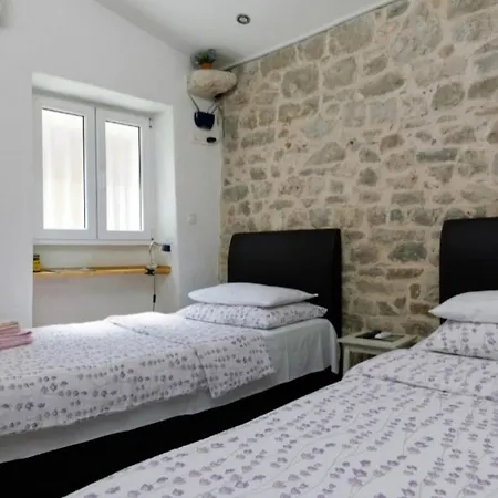 Studio In City Center Apartmán *